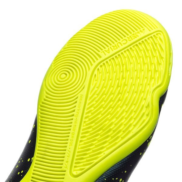 Детски футболни обувки - NIKE MERCURIAL VICTORY V IC - 7