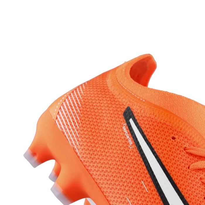Футболни Обувки - PUMA Ultra Match FG AG - 6