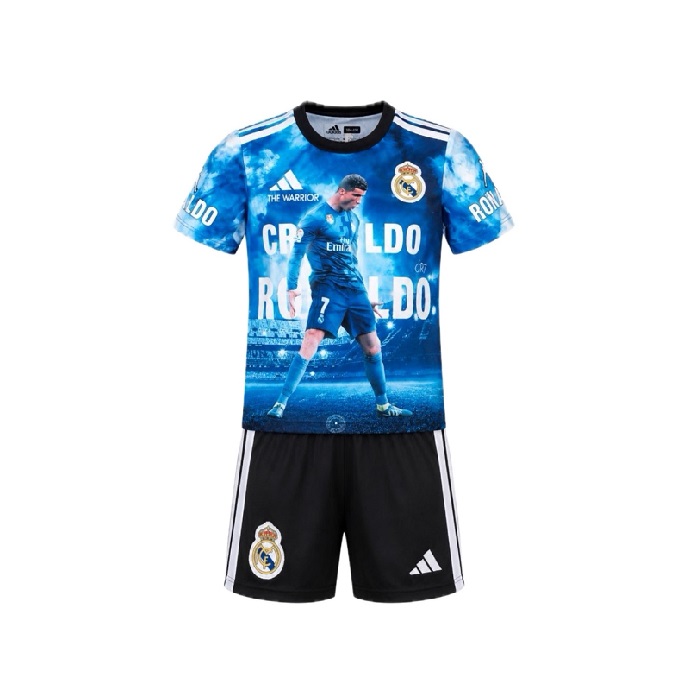 ДЕТСКИ ФУТБОЛЕН ЕКИП – ADIDAS FC REAL MADRID RONALDO 7